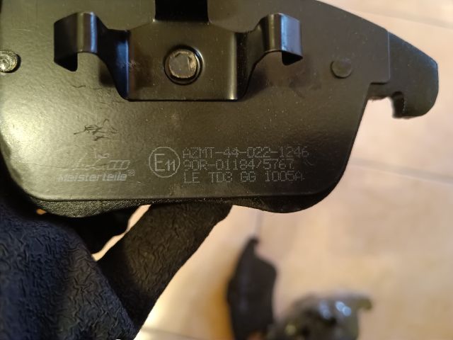 bontott FORD MONDEO V Első Pár Féktárcsa